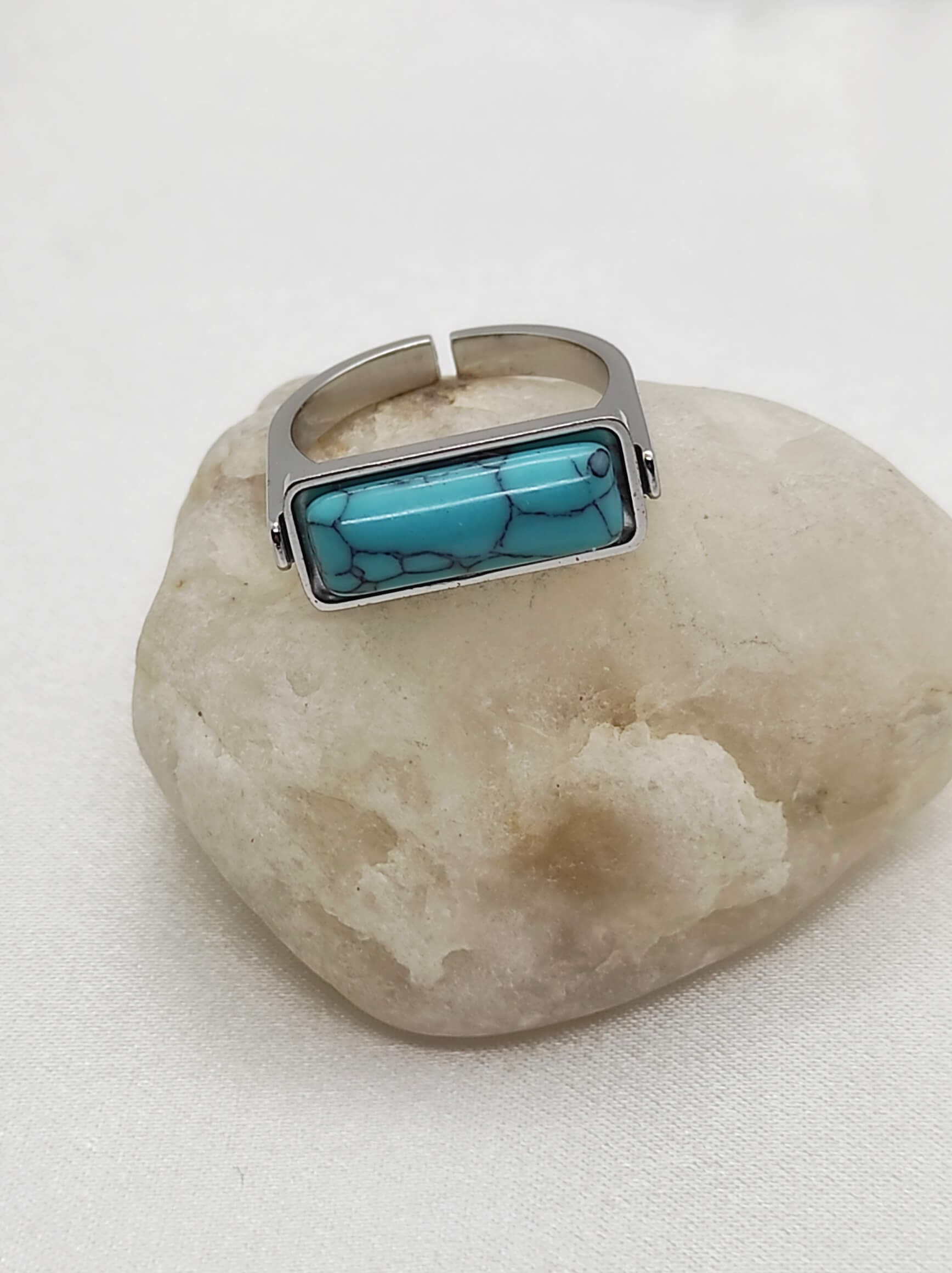 ατσάλινο δαχτυλίδι με τυρκουάζ πέτρα hypatia
